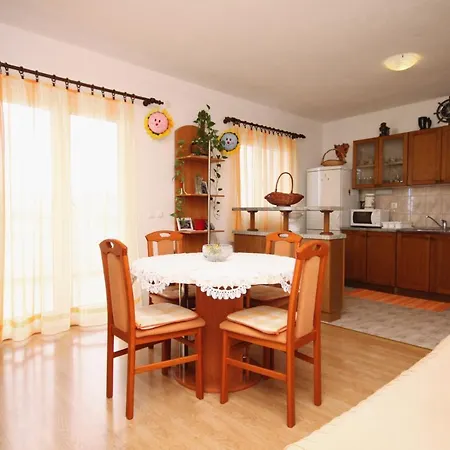 Apartment By The Sea Razanj, - 8361 Rogoznica (Sibenik-Knin)
