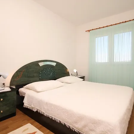 Apartamento By The Sea Razanj, - 8361