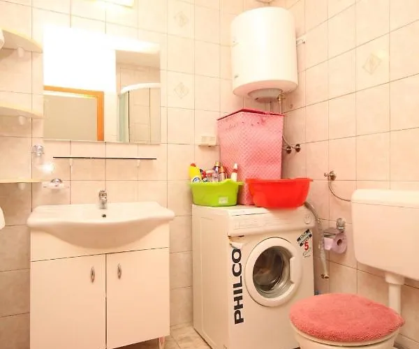 Apartamento By The Sea Razanj, - 8361