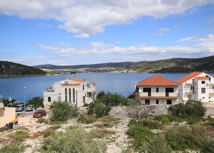 Apartamento By The Sea Razanj, - 8361